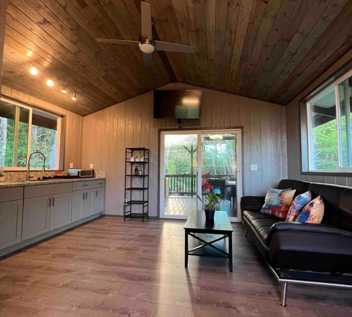Lotus Lava Cottage Pahoa USA